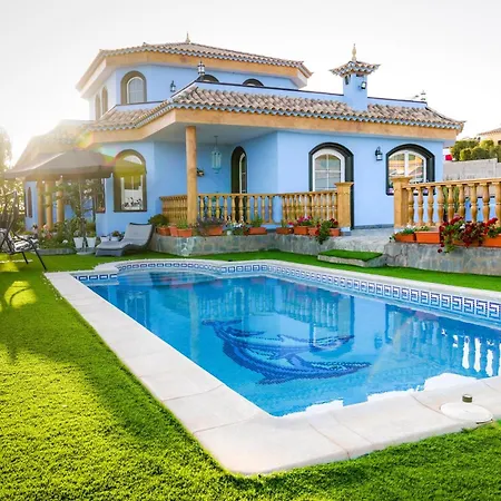Bella Villa *