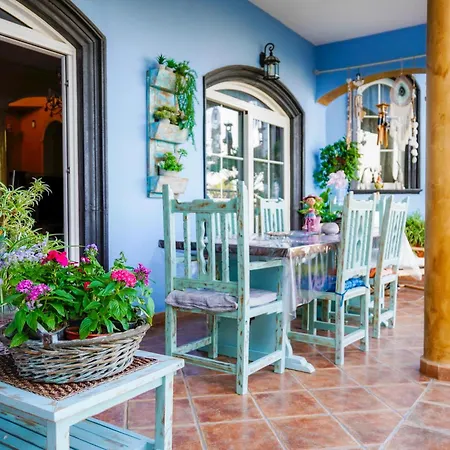 Bella Villa